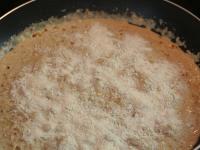 Sprinkle tenuous mixture in the pan with two...