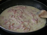 Dilute the whole mixture with milk into the creamy...