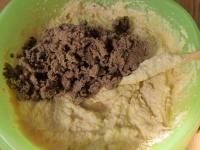 Add puree gradually into the creamy filling and...