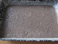 Greased and floured smaller baking sheet (30x40...