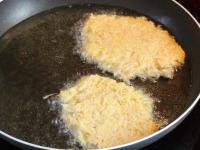 Warm the oil in a pan (you can also use fat), put...