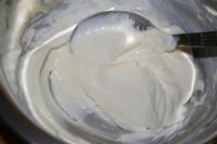 Mix cream cheese with sugar, vanilla sugar and...