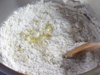 Combine in a bowl flour and bicarbonate of soda....