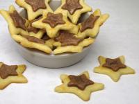 Remove the stars from baking tin just when they...