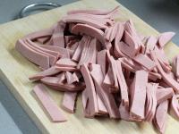 Cut the salami into thin strips....