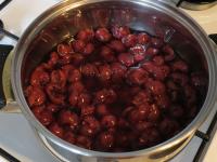 Put stones from compote sourcherries (350g) away...