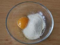 Mix the eggs with semolina in a bowl to medium...