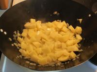 Add potatoes, salt and water. Under the cover,...