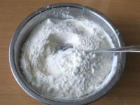 Mix the flour with the baking powder....