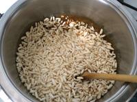 Remove from the cooker and mix in the puffed rice...